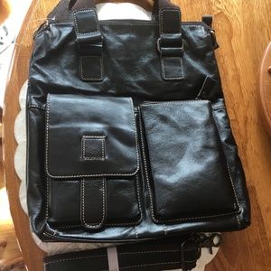 BRAND NEW LEATHER PURSE/TOTE
